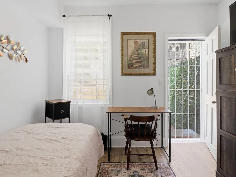 1st floor rear bedroom