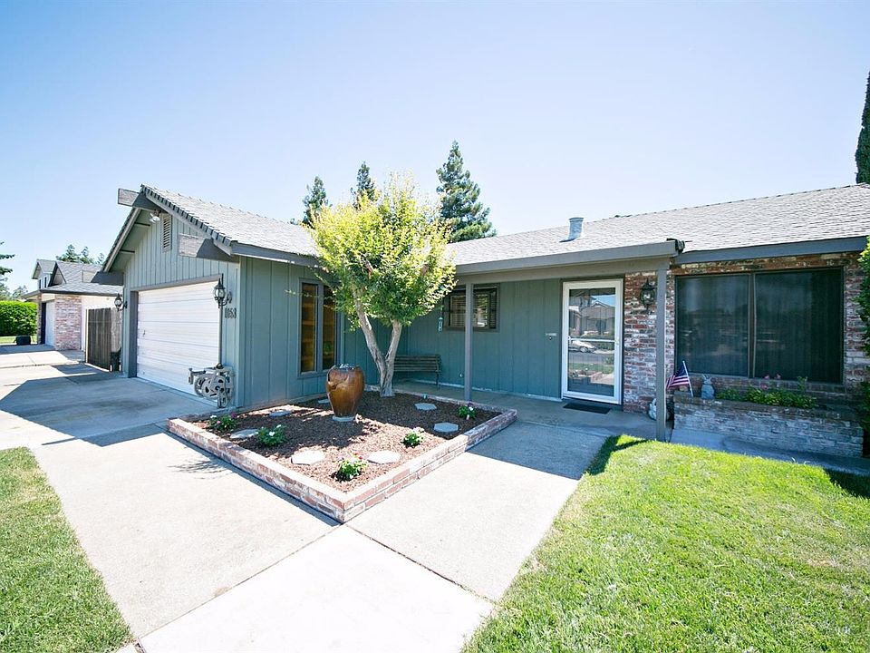 1st image of 1058 Mammoth Dr