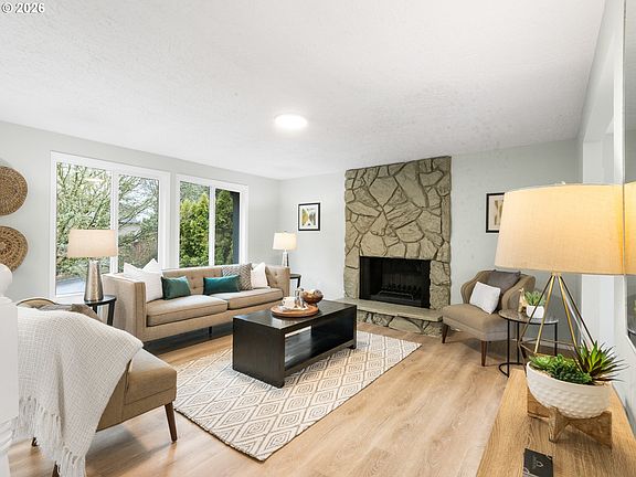 3rd image of 2605 NE 159th St