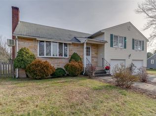 370 Hayes Rd, Rocky Hill, CT 06067