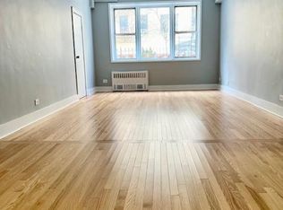 2134 Barnes Ave #4L, Bronx, NY 10462