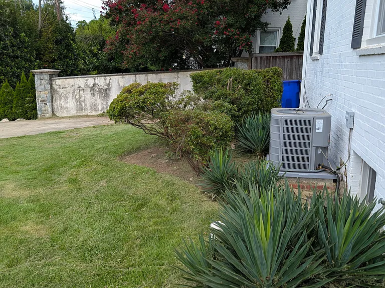 4635 River Rd — Photo 16