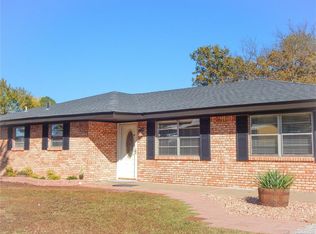 430 N Main St, Ada, OK 74820