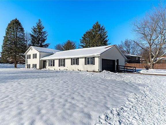 2nd image of 3176 Tarleton Dr