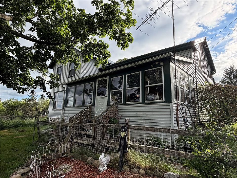 1st image of 1211 Demunn Rd