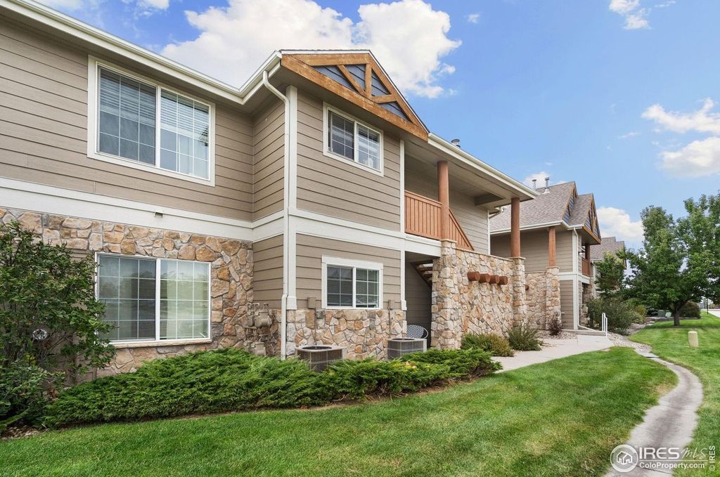 1343 Lake Cir #8-B