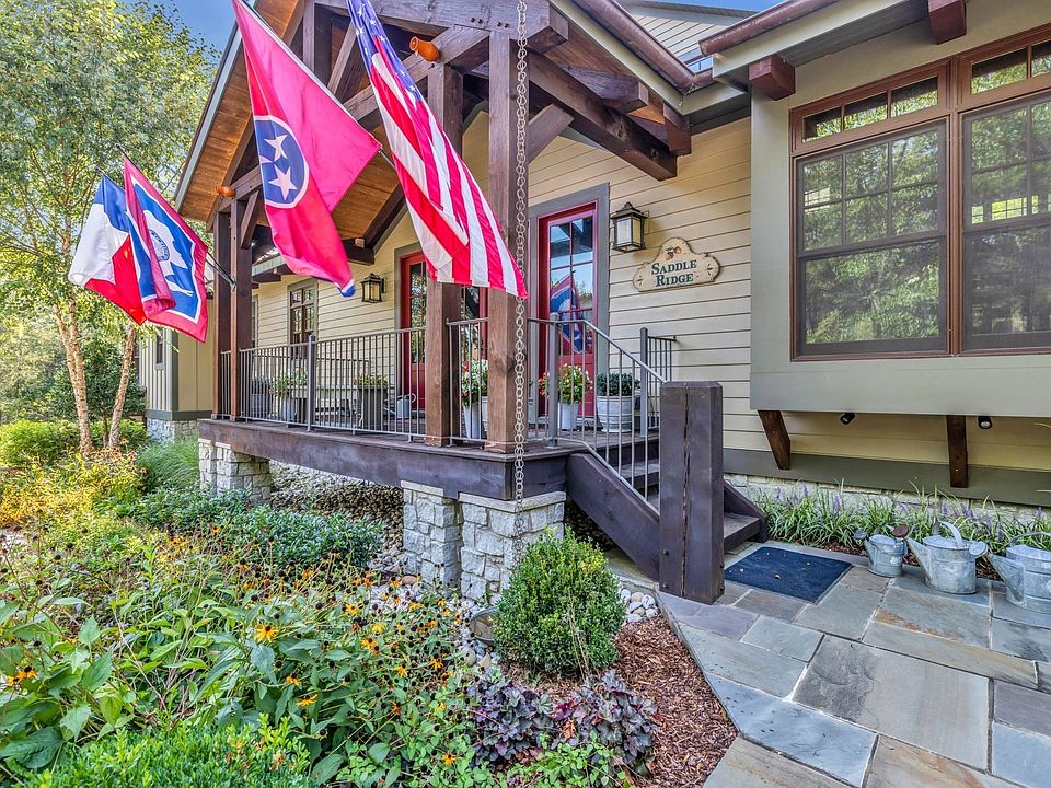 13th image of this home