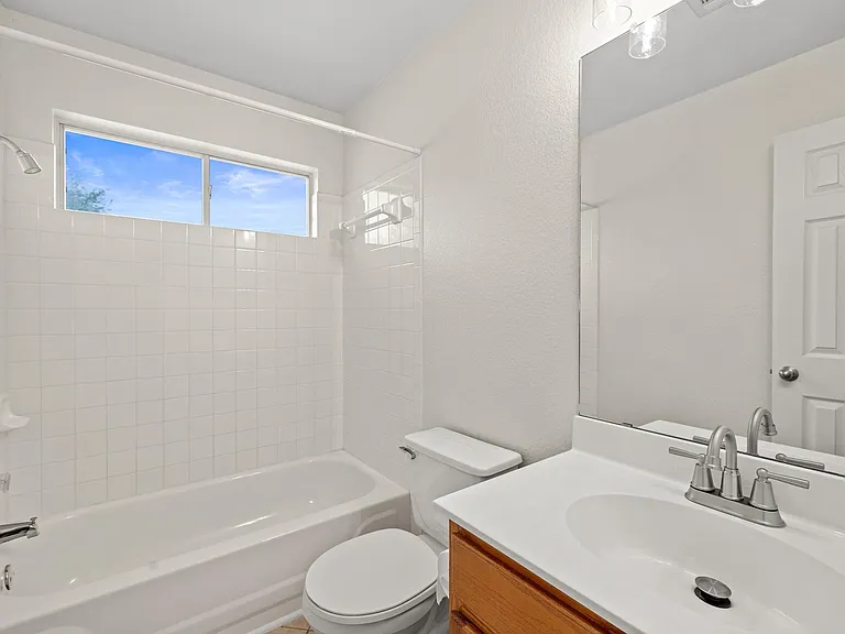 3410 Flowstone Ln — Photo 25