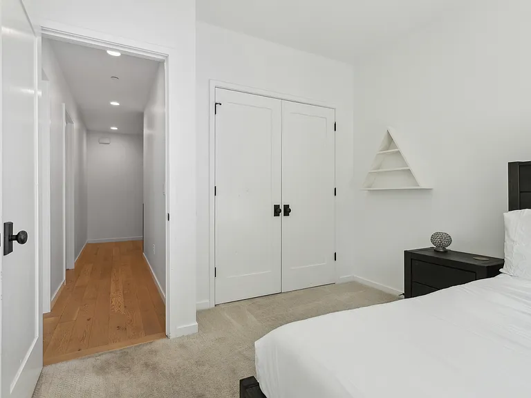 1102 Norfolk Ave — Photo 30