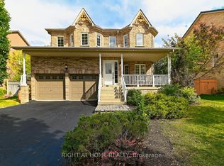 6843 E Campbell Settler Ct, Mississauga, ON L5W1B3