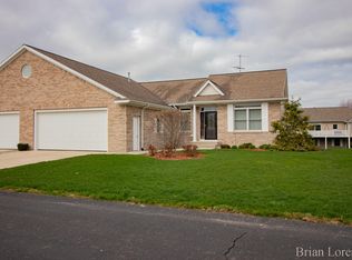 6701 Cedar Grove Ct, Jenison, MI 49428