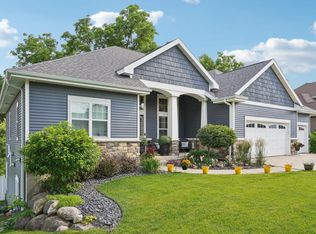 809 Maple Drive, Mount Horeb, WI 53572