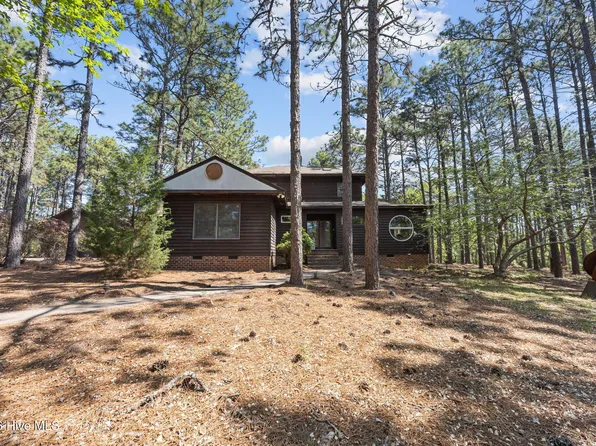 155 Harmony Lane, Southern Pines, NC 28387