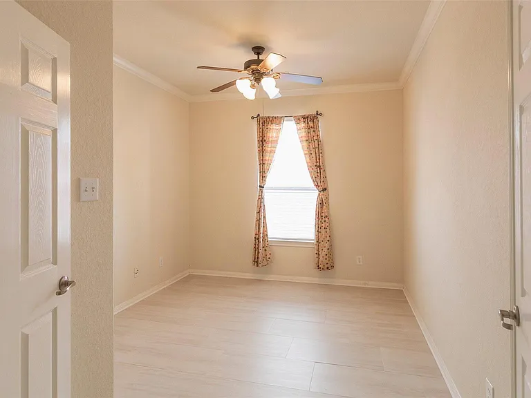 7003 Kendall Lake Ct — Photo 20
