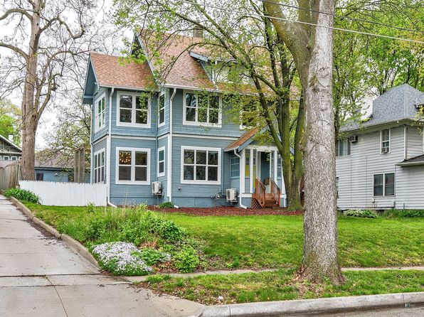 1126 36th St, Des Moines, IA 50311