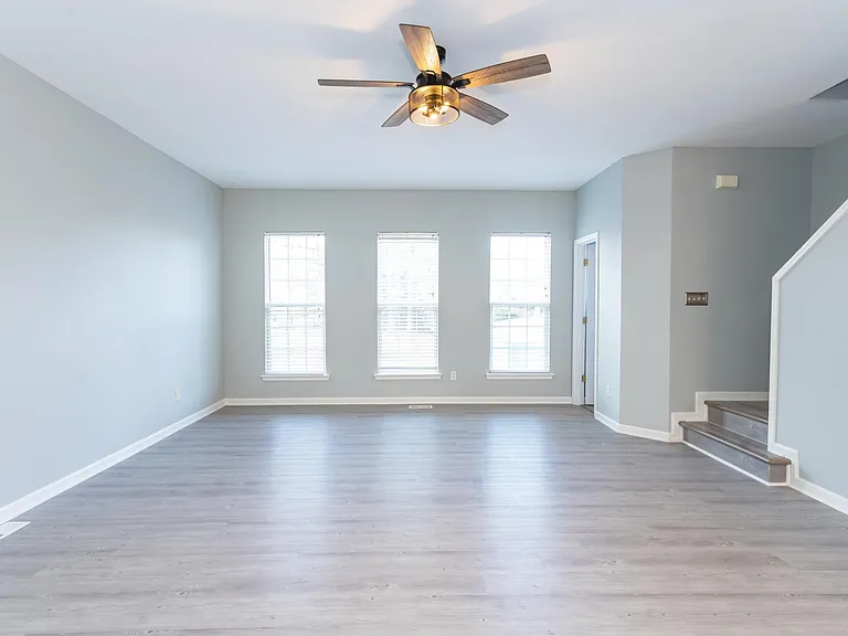 212 Chandler Chase Ct — Photo 13