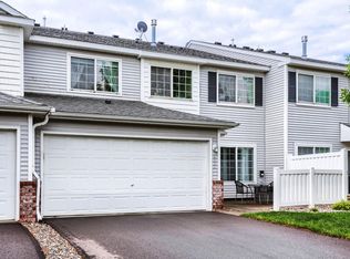 6452 158th St W, Apple Valley, MN 55124
