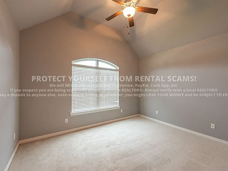 5803 N Fork St — Photo 15