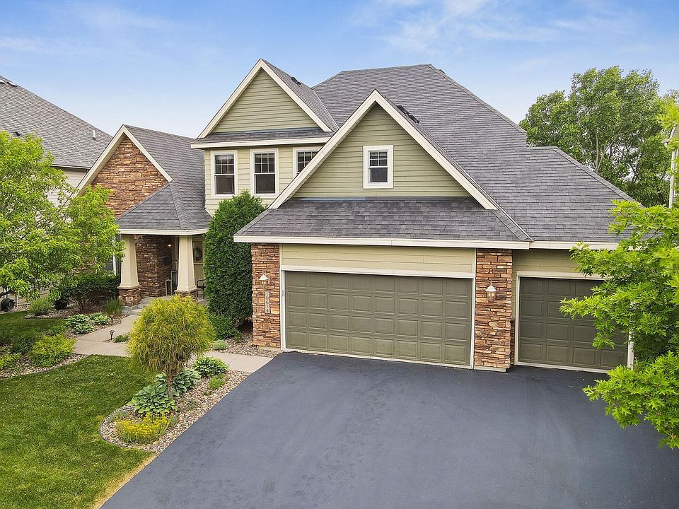 1st image of 10674 Watersedge Ln