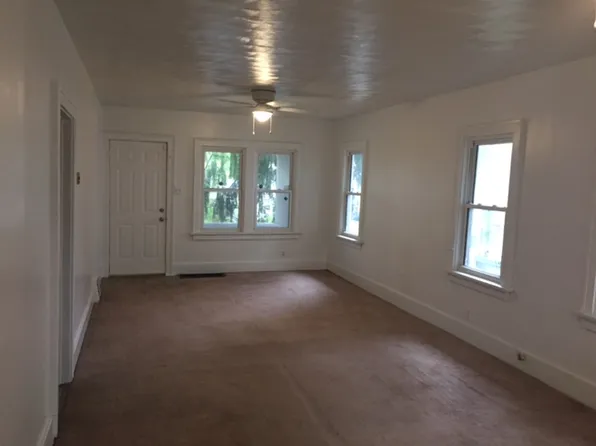 1317 N Adams St, South Bend, IN 46628