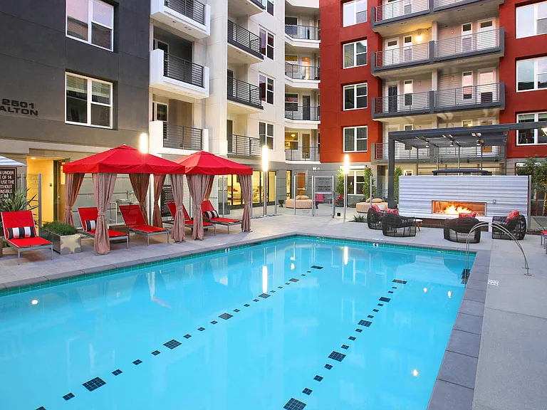 Salt Water Swimming Pool