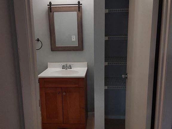 5th image of 1140 Lake Victoria Dr #1140M
