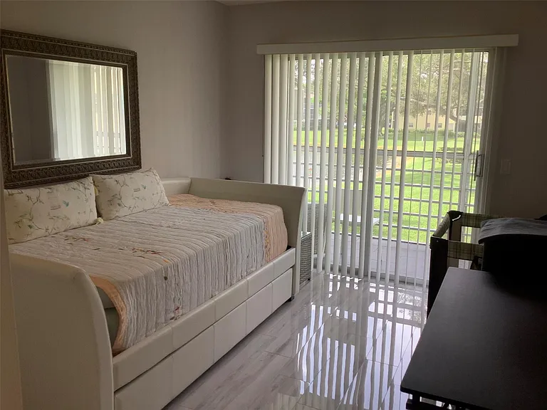 364 Dorset Dr #364-I — Photo 11