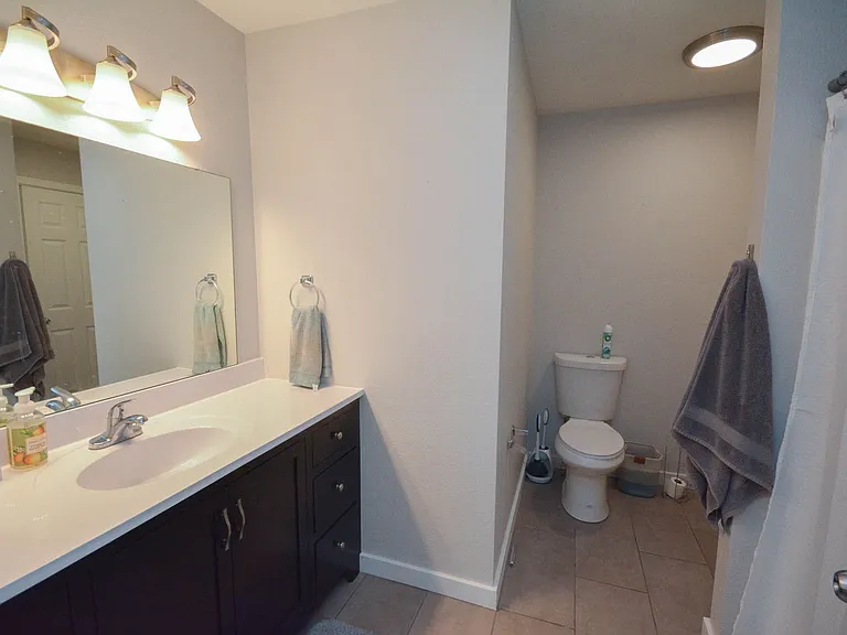 4271 Trumpeter Dr SE — Photo 9
