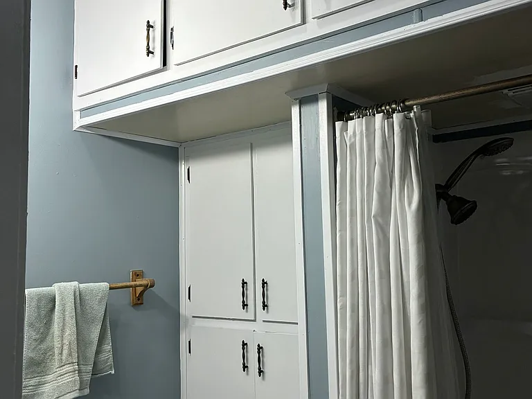 362 N Line St — Photo 9