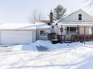 8511 Williams Rd, Chardon, OH 44024