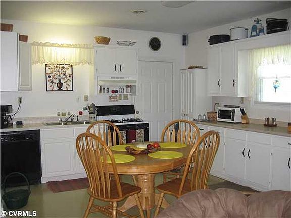 3rd image of 12345 Windy Hill Dr
