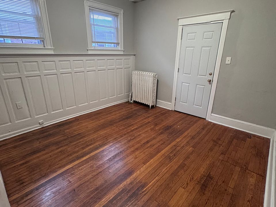 1st image of 4320 Walnut St