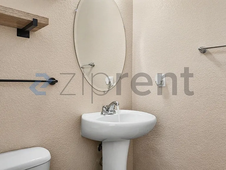 9749 Shanelyn Way — Photo 11