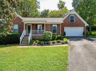 104 Clearbrook Ct, Columbia, TN 38401