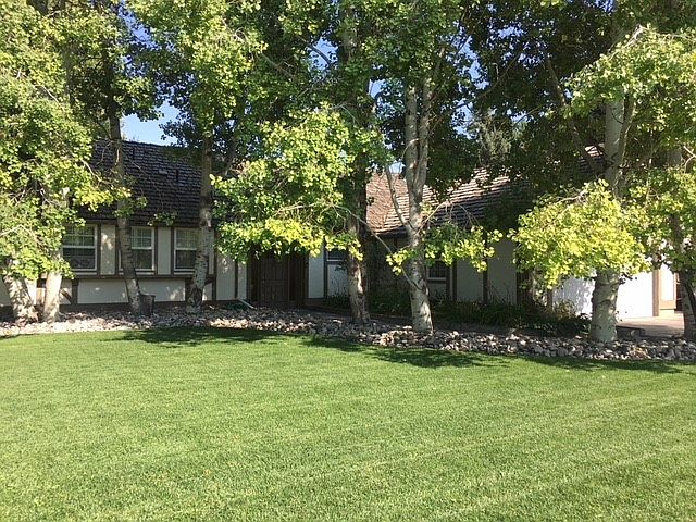 1st image of 731 Brandon Dr