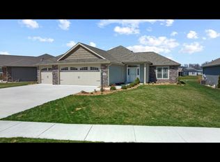 303 Edenbridge Blvd, Fort Wayne, IN 46845