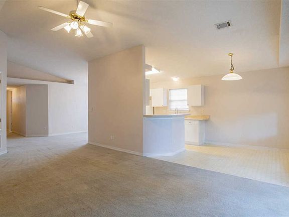 4th image of 1614 Galvin Ave
