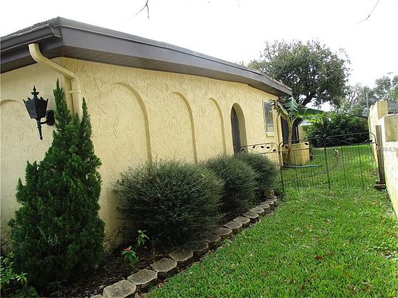 3rd image of 2520 N Habana Pl