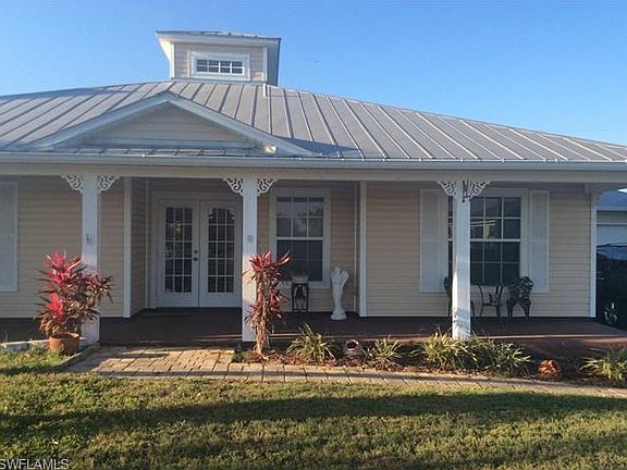 Home For Sale In CAPE CORAL