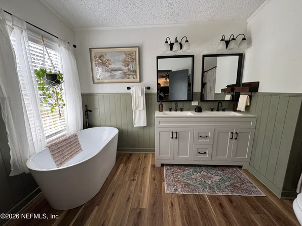 7655 LONG LAKE Road, Keystone Heights, FL 32656