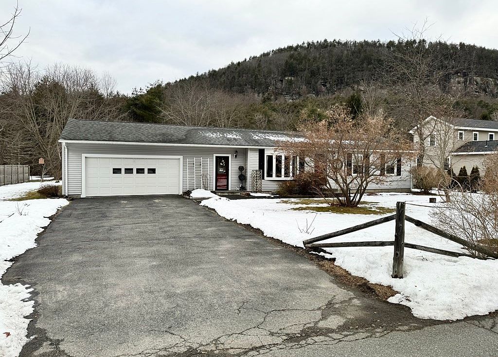 17 Maple Ave, Erving, MA 01344 Zillow