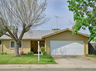 9724 Red Cedar Cir, Sacramento, CA