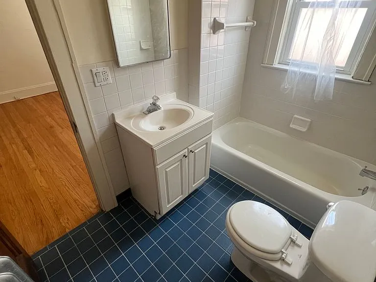 2626 N Moreland Blvd — Photo 18
