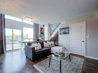 215 Queen St E #216, Brampton, ON