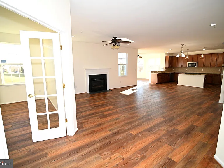 7001 Chaptico Ct — Photo 23