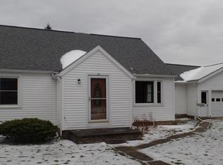 22 Pearl St, Schuylerville, NY 12871