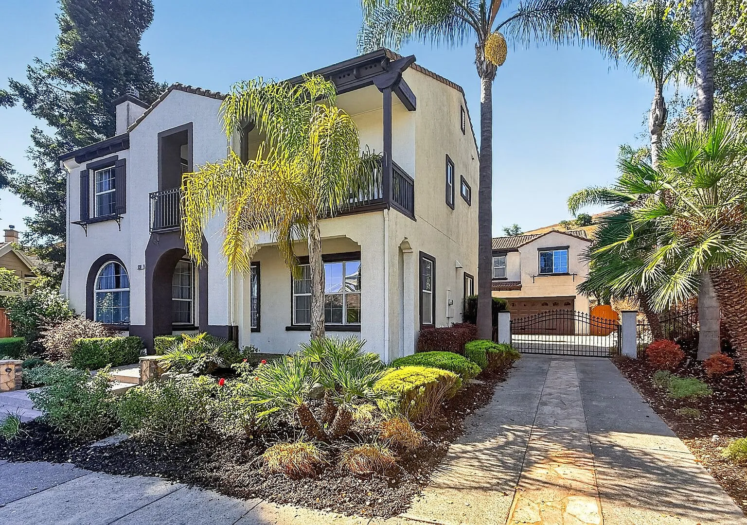 Gorgeous 4bd/3ba, Sfh With A Separate 1bd/1ba Adu In Westside San Ramon Is Available Now! — Photo 3