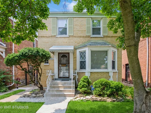 8340 S Bennett Ave, Chicago, IL 60617