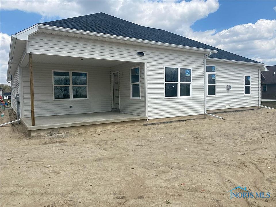 2nd image of 11155 Whitetail Way