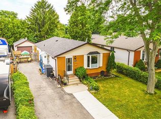 44 Billington Cres, Hamilton, ON L8T 4R1